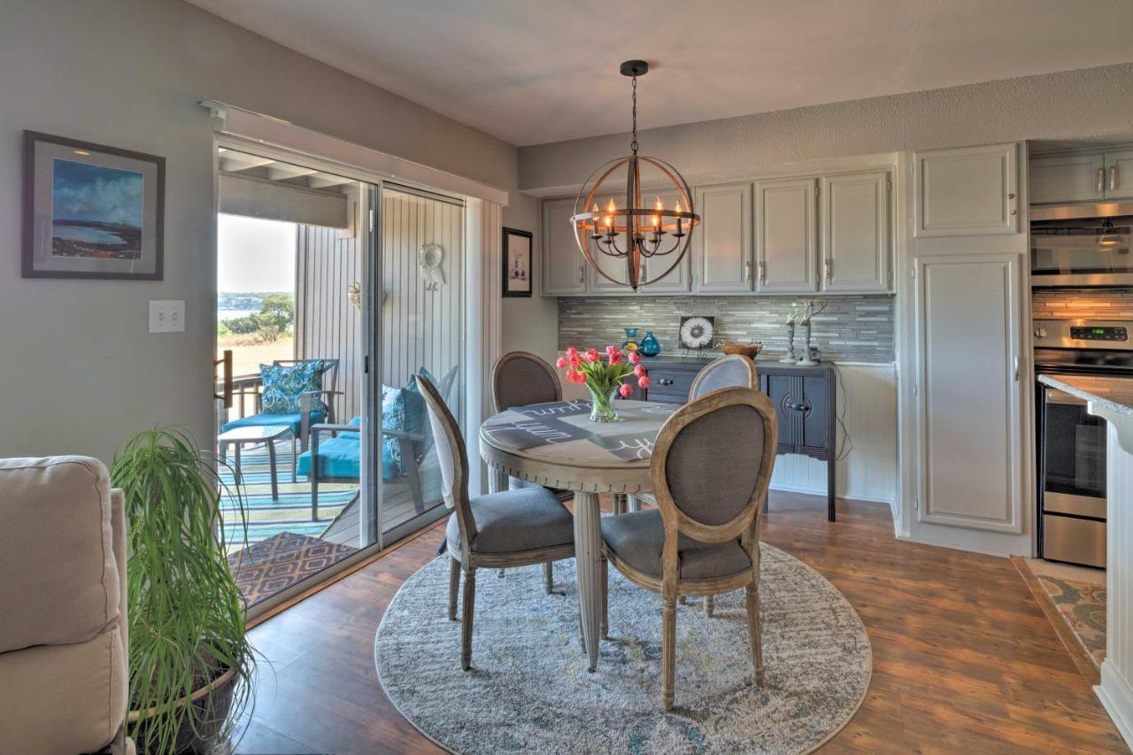 Waterfront Lake Travis Home With Pool Access! Point Venture Esterno foto