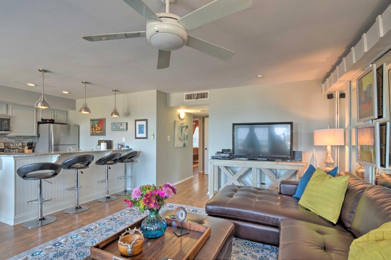 Waterfront Lake Travis Home With Pool Access! Point Venture Esterno foto