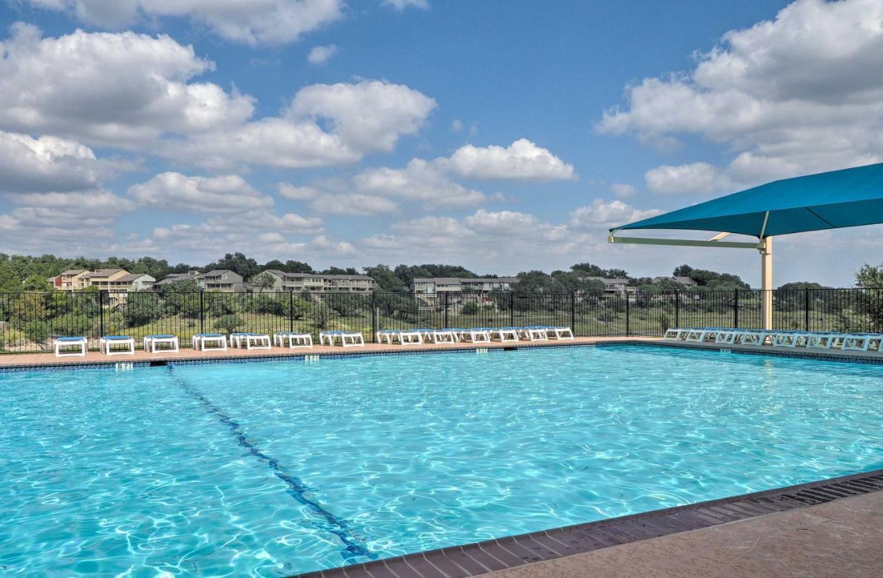 Waterfront Lake Travis Home With Pool Access! Point Venture Esterno foto